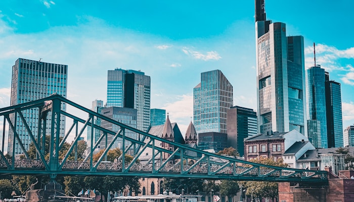 Frankfurt bridge